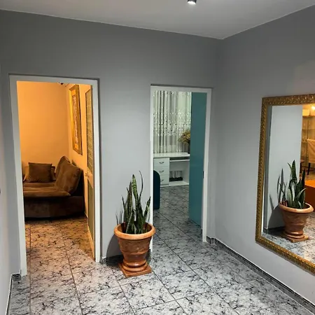 Your House In Apartman