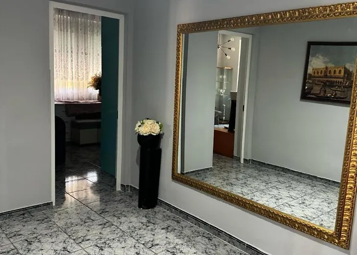 Your House In Apartmán Tirana